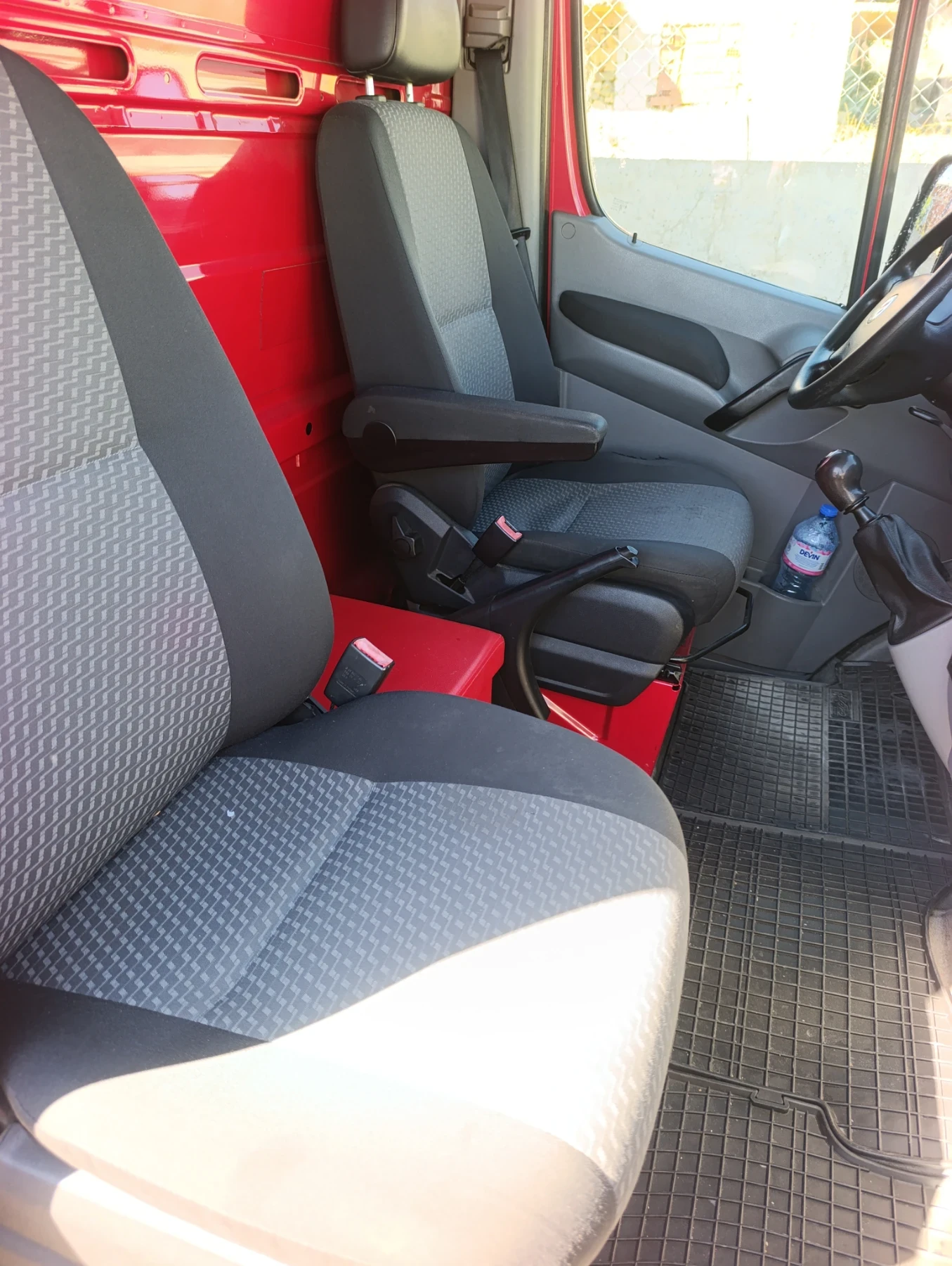 VW Crafter Tdi, снимка 16 - Бусове и автобуси - 56345274