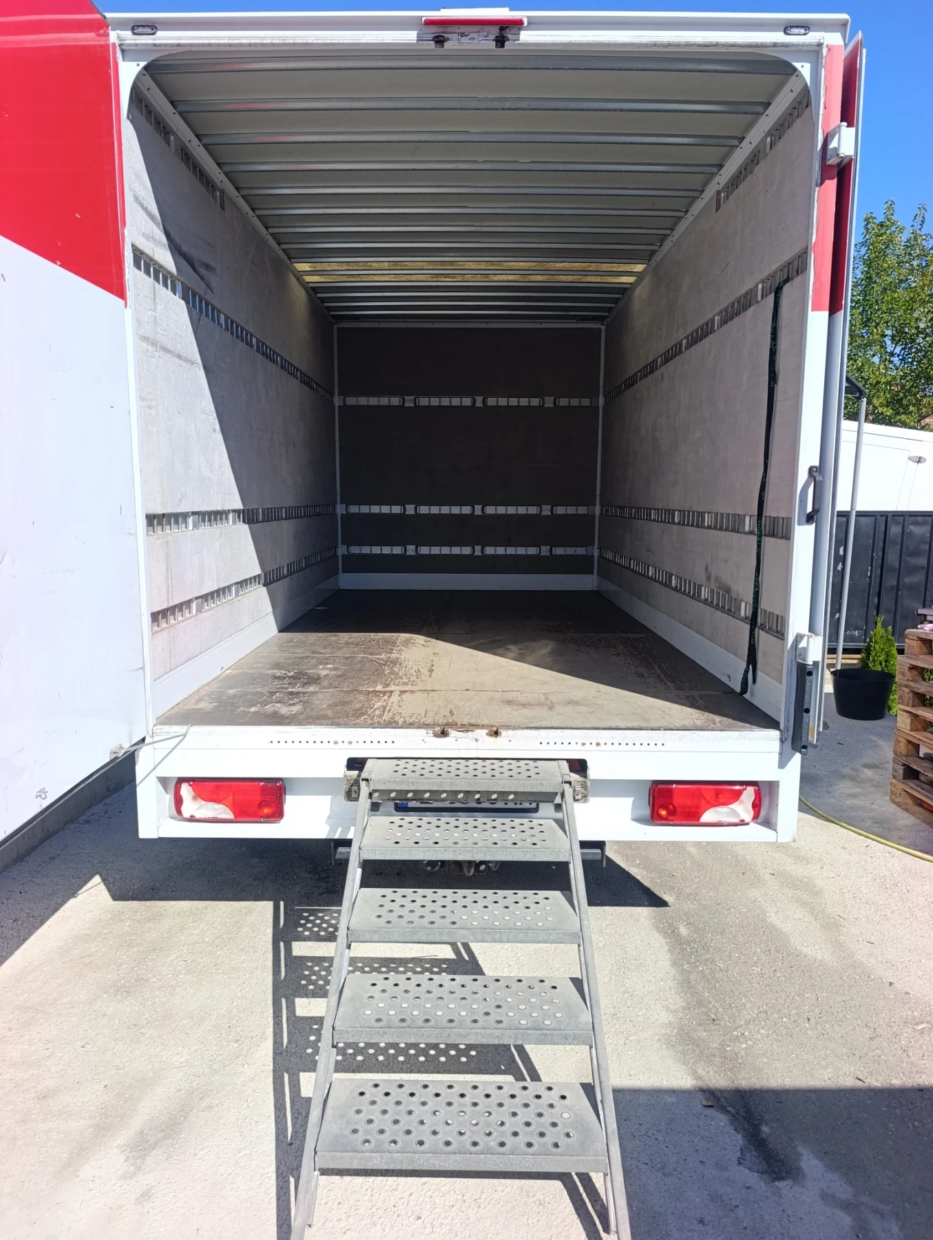 VW Crafter Tdi, снимка 7 - Бусове и автобуси - 56345274