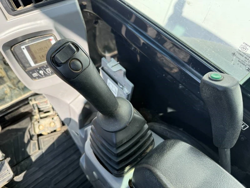 Багер Kubota KX037-4, снимка 10 - Индустриална техника - 53477069