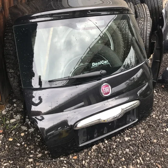 Заден капак за Фиат Fiat 500 2009-2019 година черен металик