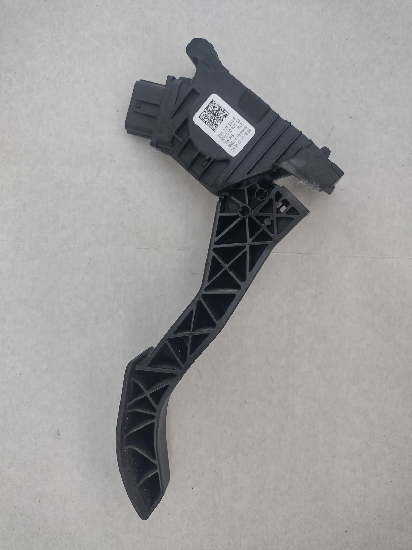 5Q1721503F   Skoda Octavia III, VW Golf VII 6PV010621-00 | Mobile.bg   1