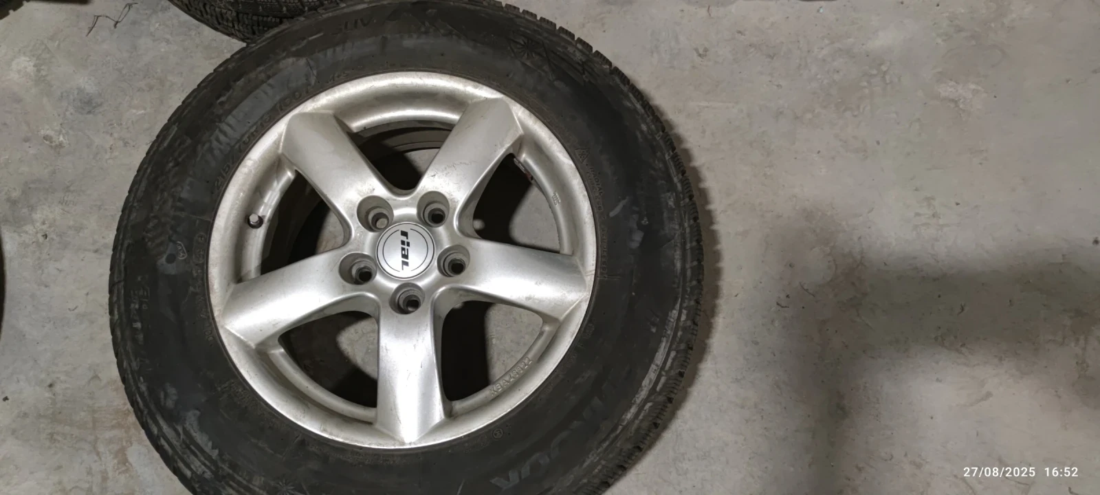 ���� � ������ 215/65R16 | Mobile.bg � ����������� 1