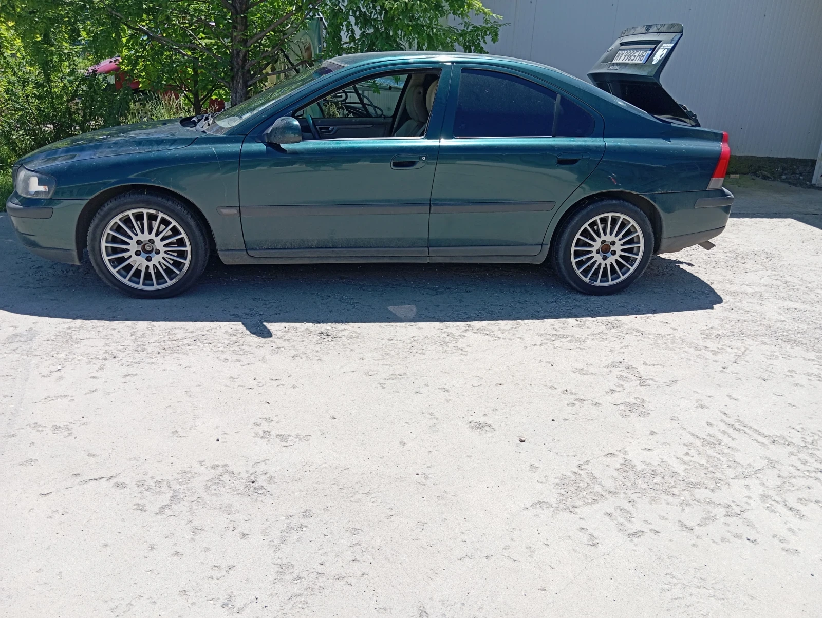 ���� � ������ 225/45R17 | Mobile.bg � ����������� 1
