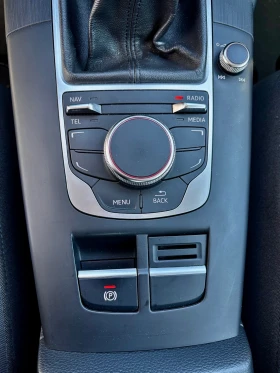 Audi A3 1.6 TDi S-line LED, снимка 10