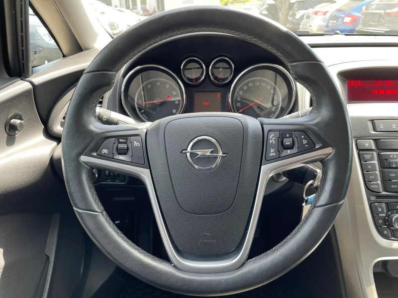 Opel Astra 1.4/Automatic/Euro5, снимка 16 - Автомобили и джипове - 46920182