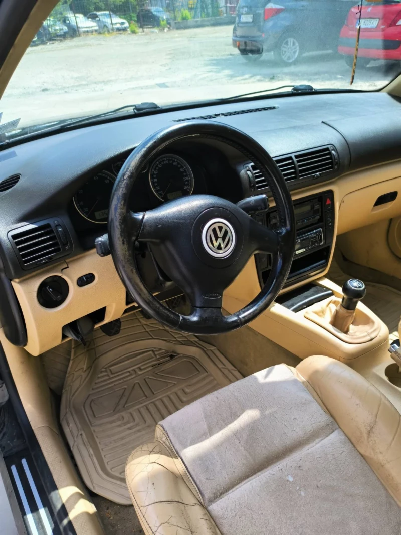 VW Passat 1.8т, снимка 2 - Автомобили и джипове - 48213990