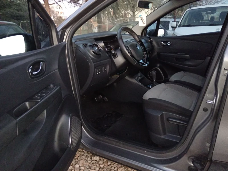 Renault Captur 1.5dci-90к.с.automat, снимка 12 - Автомобили и джипове - 48406713