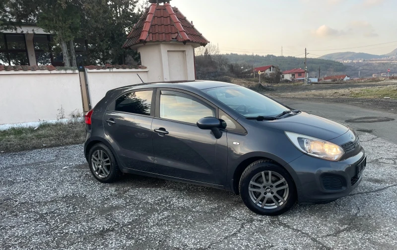 Kia Rio, снимка 4 - Автомобили и джипове - 49136997