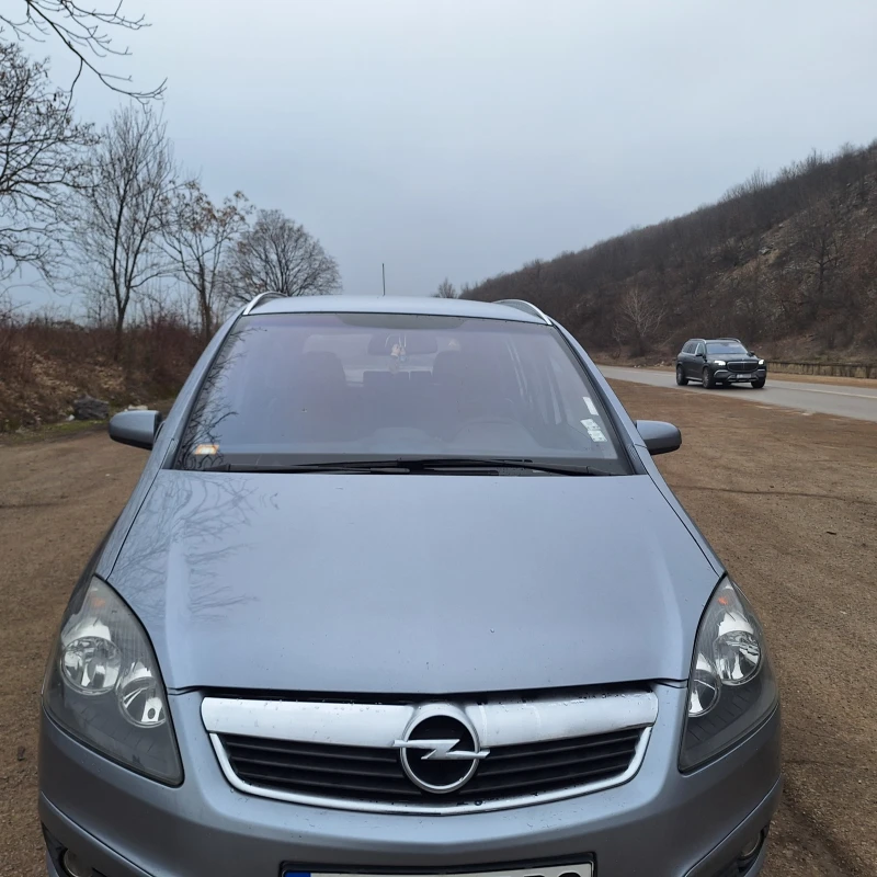 Opel Zafira, снимка 5 - Автомобили и джипове - 49327455