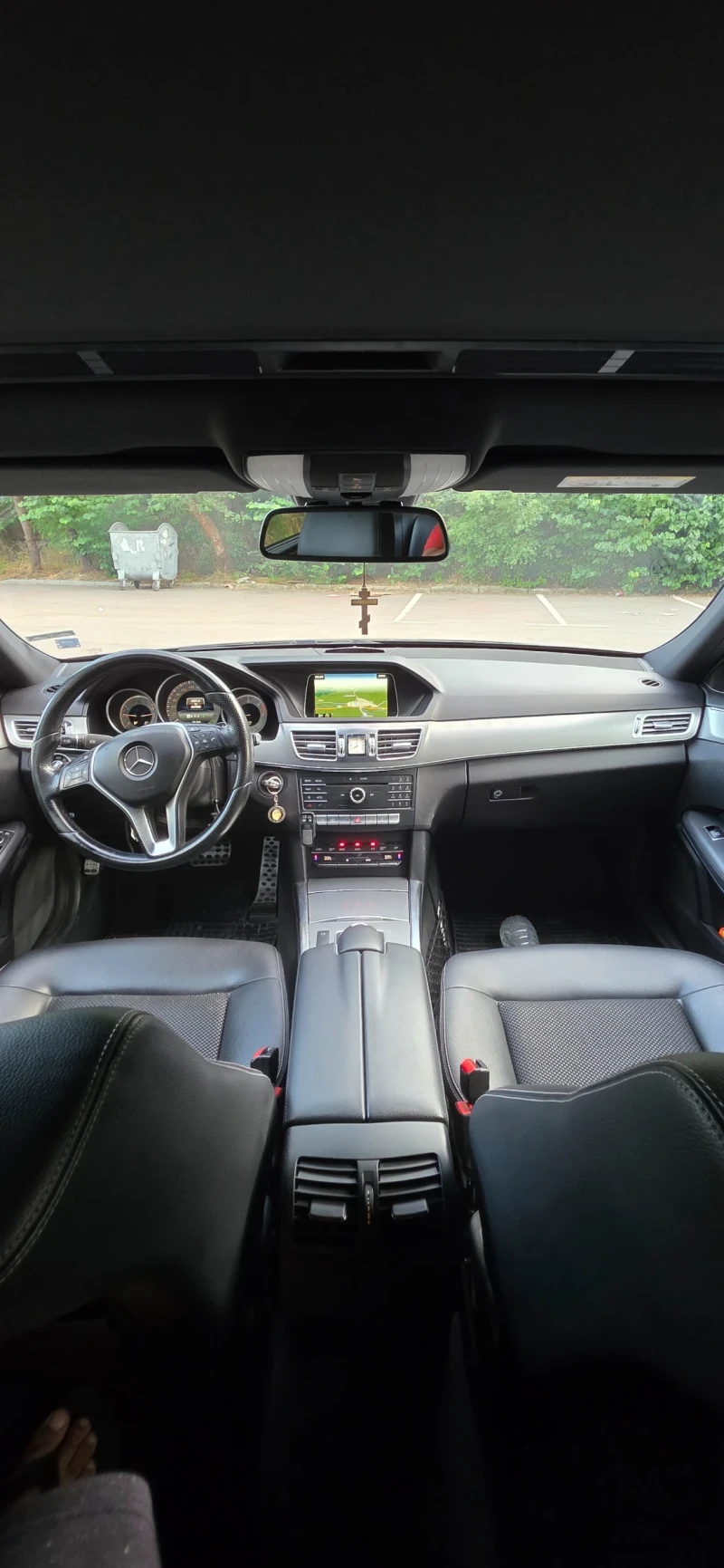 Mercedes-Benz E 220 9G tronic, снимка 8 - Автомобили и джипове - 52005501