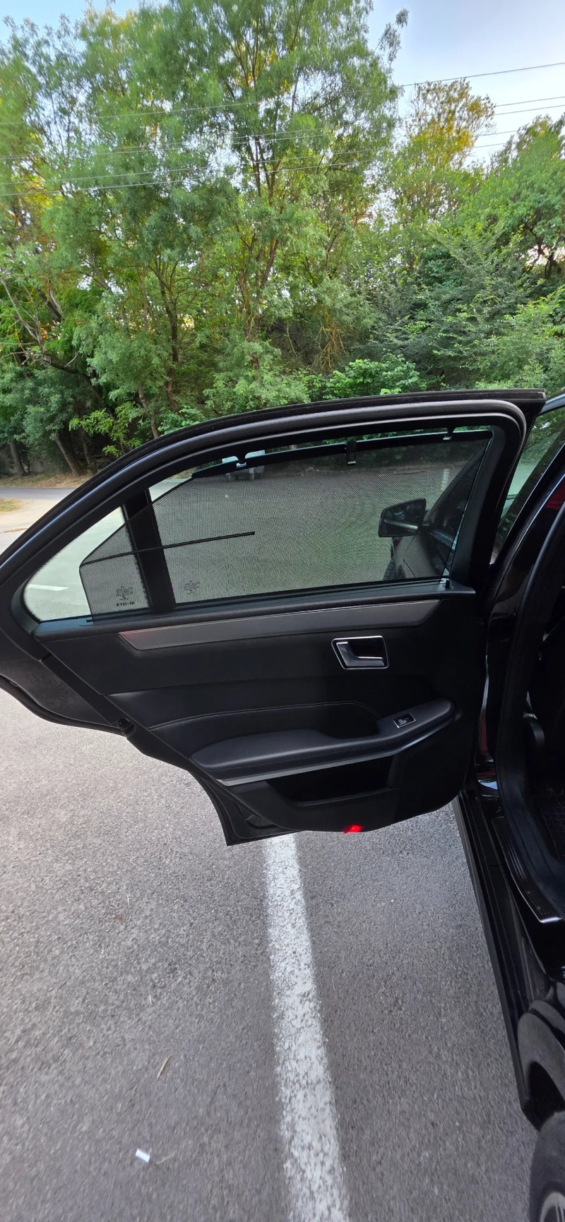 Mercedes-Benz E 220 9G tronic, снимка 9 - Автомобили и джипове - 52005501