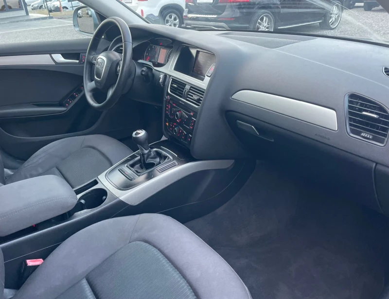 Audi A4 2.0TDI 143КС, снимка 11 - Автомобили и джипове - 52012599