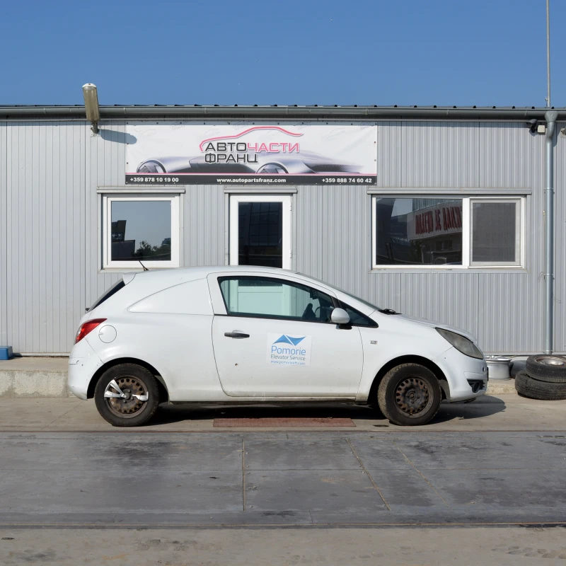 Opel Corsa 1.2 i, снимка 3 - Автомобили и джипове - 52164417