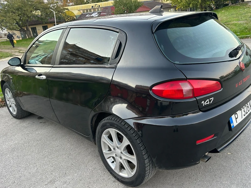 Alfa Romeo 147 1.6, снимка 8 - Автомобили и джипове - 52329953