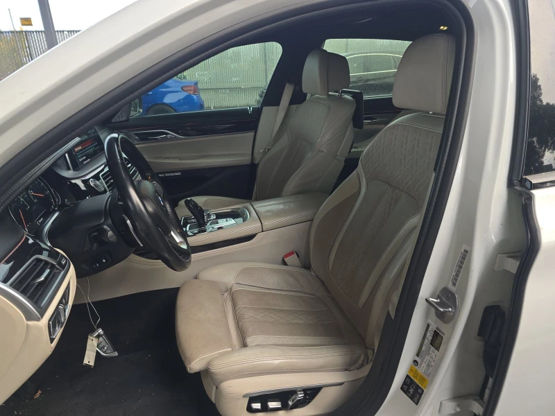 BMW 750 Li / M-PACK / FULL MAXX / УНИКАТ !, снимка 8 - Автомобили и джипове - 52579811