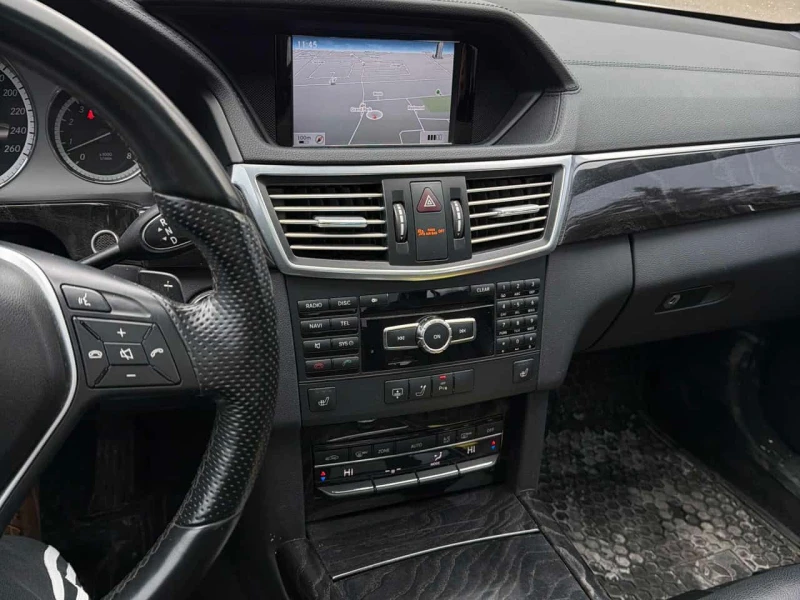 Mercedes-Benz E 350   LANE ASSIST | ПОДГРЕВИ | CARFAX, снимка 10 - Автомобили и джипове - 53507674
