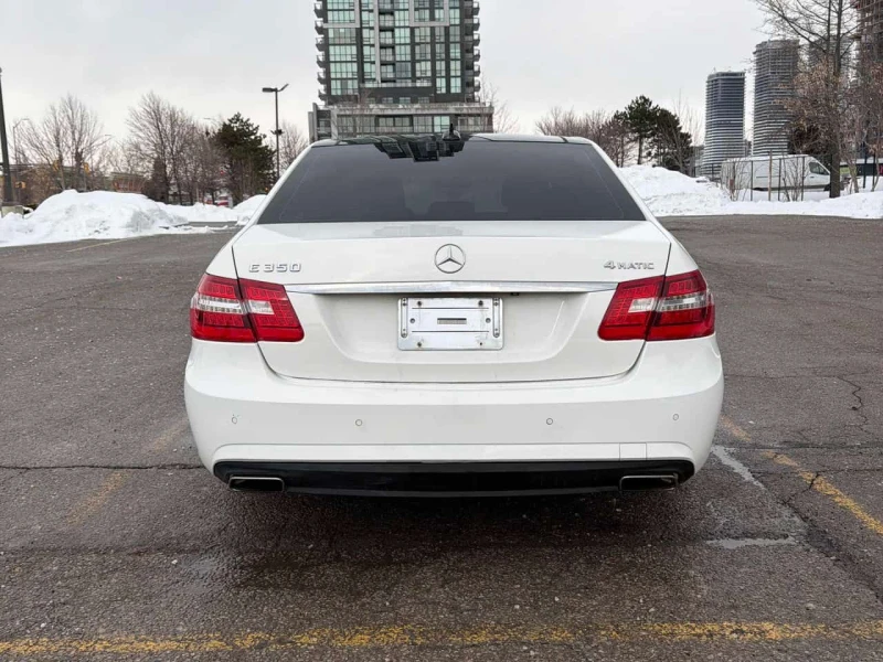 Mercedes-Benz E 350   LANE ASSIST | ПОДГРЕВИ | CARFAX, снимка 4 - Автомобили и джипове - 53507674