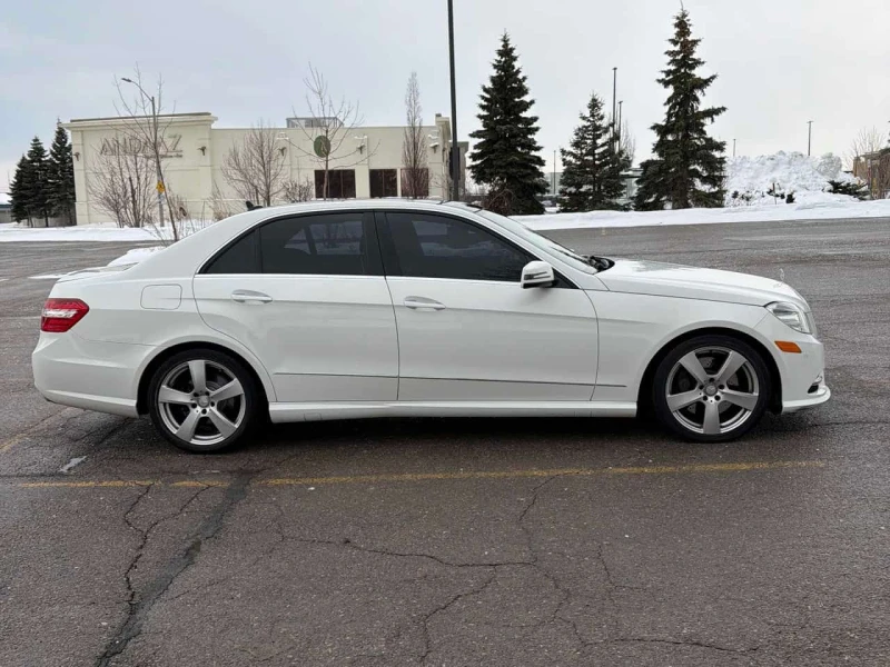 Mercedes-Benz E 350   LANE ASSIST | ПОДГРЕВИ | CARFAX, снимка 3 - Автомобили и джипове - 53507674