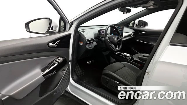 VW ID.4 Pro на 22842км | Цена с всичко до България, снимка 5 - Автомобили и джипове - 54379246