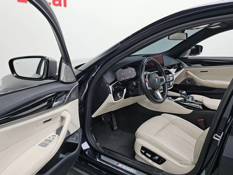 BMW 550 M550I xDrive, снимка 5 - Автомобили и джипове - 55505440