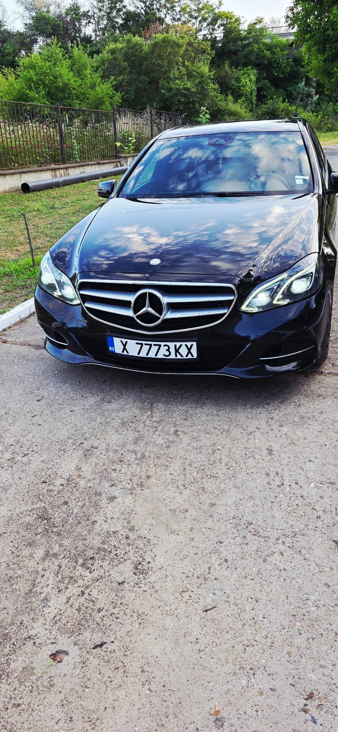 Mercedes-Benz E 220 9G tronic, снимка 1
