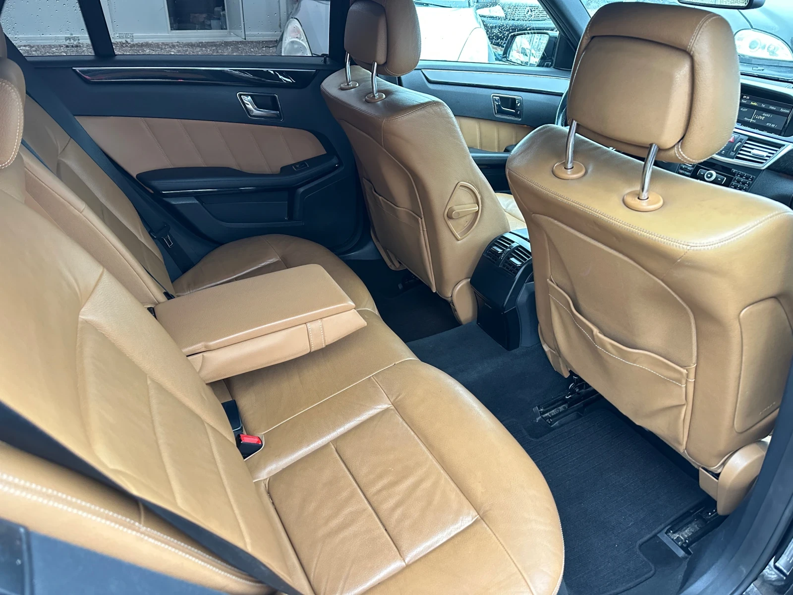 Mercedes-Benz E 250 cdi Avantgarde  | Mobile.bg   12