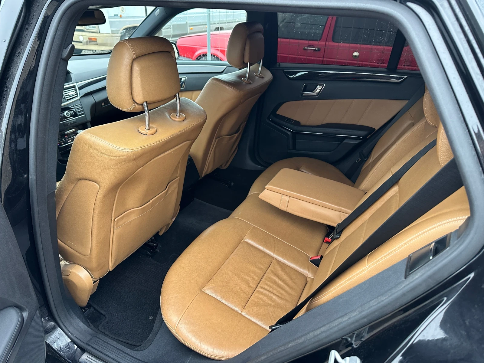 Mercedes-Benz E 250 cdi Avantgarde  | Mobile.bg   13