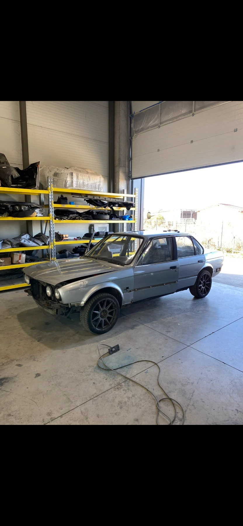 BMW 318  - изображение 3