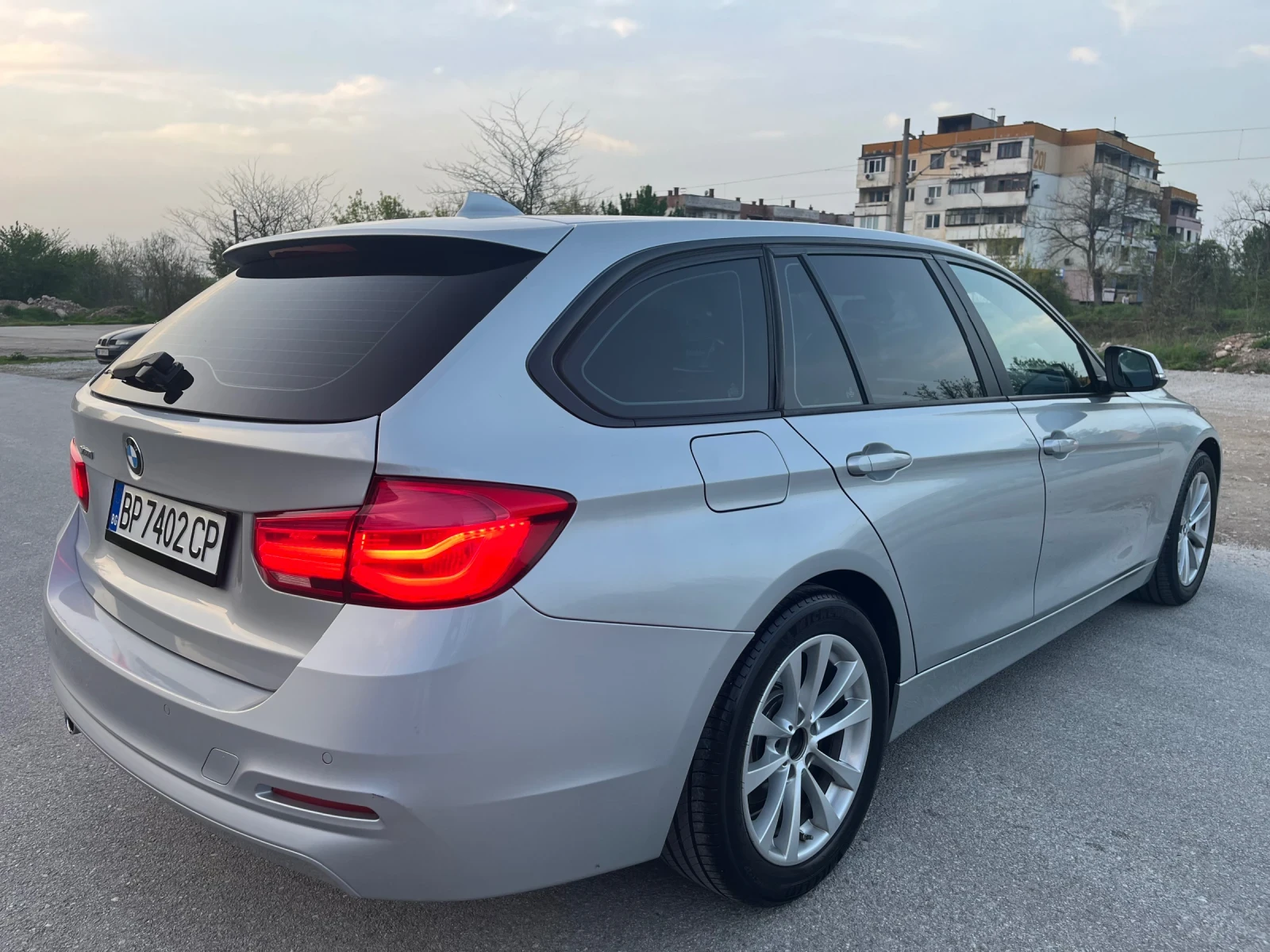 BMW 320 LCI* 190к.с* xDrive - изображение 6