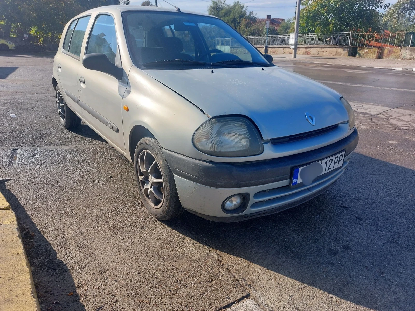 Renault Clio  - изображение 4