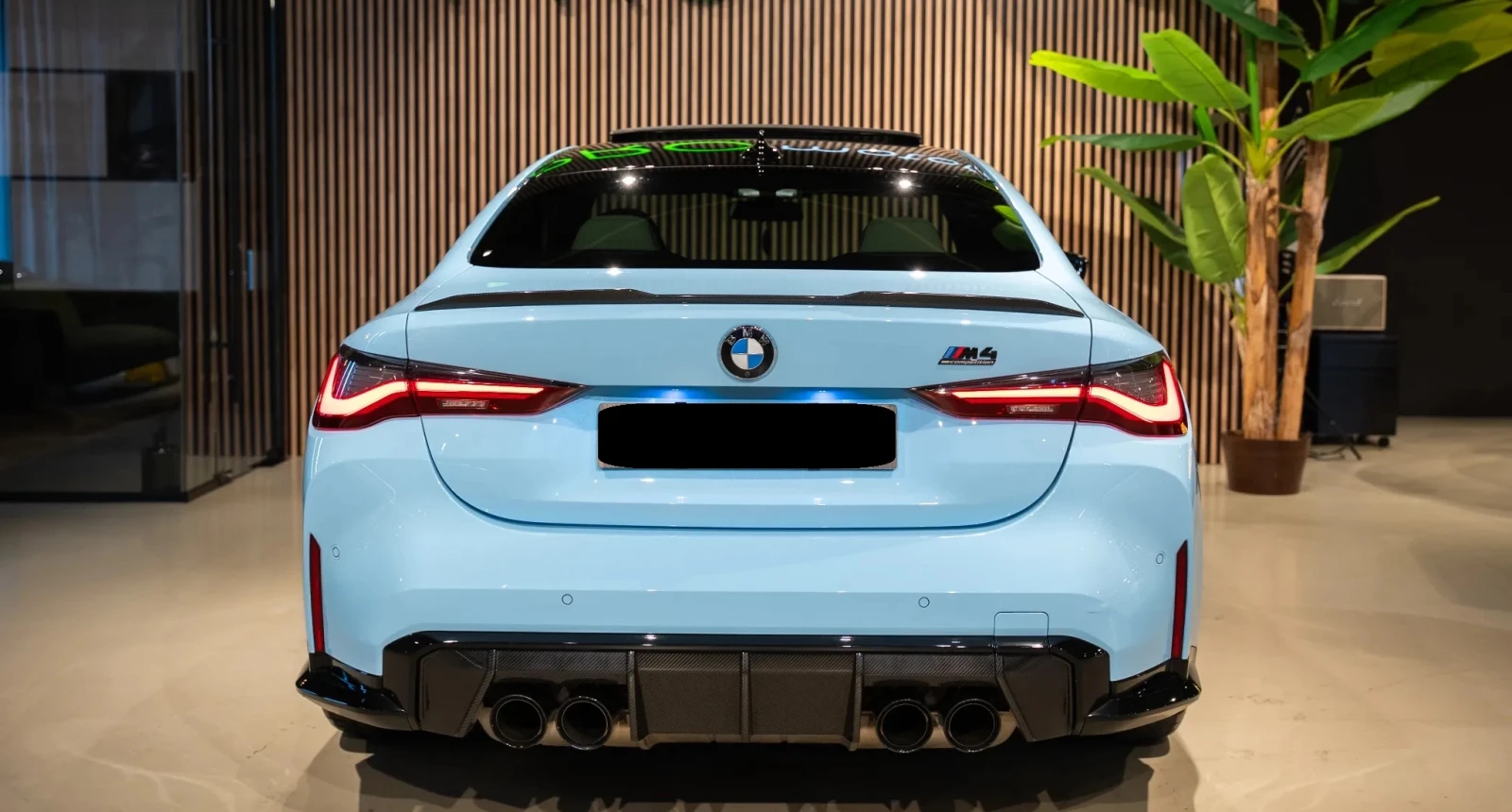 BMW M4 Competition - изображение 7