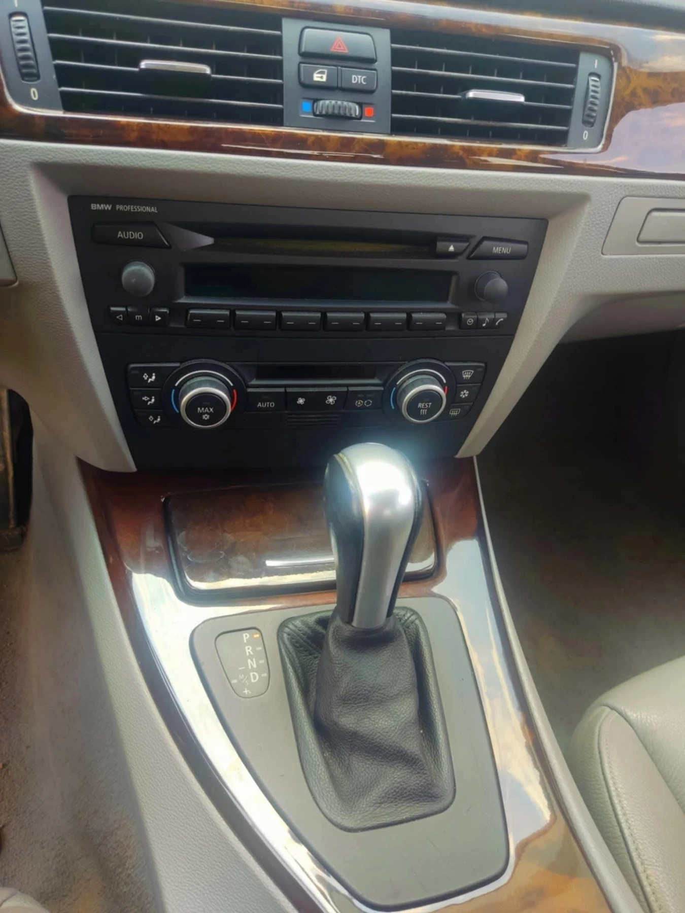 BMW 328 iA E90 - изображение 7