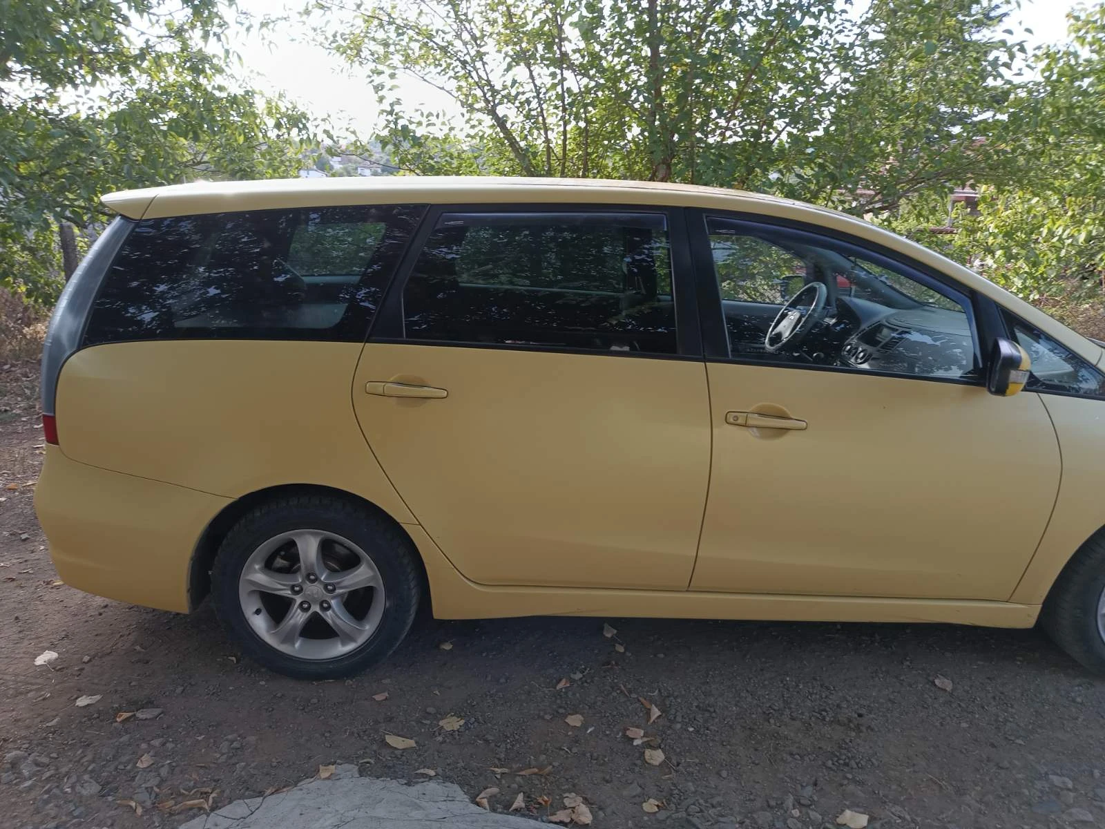 Mitsubishi Grandis 2, 0HDi - изображение 4