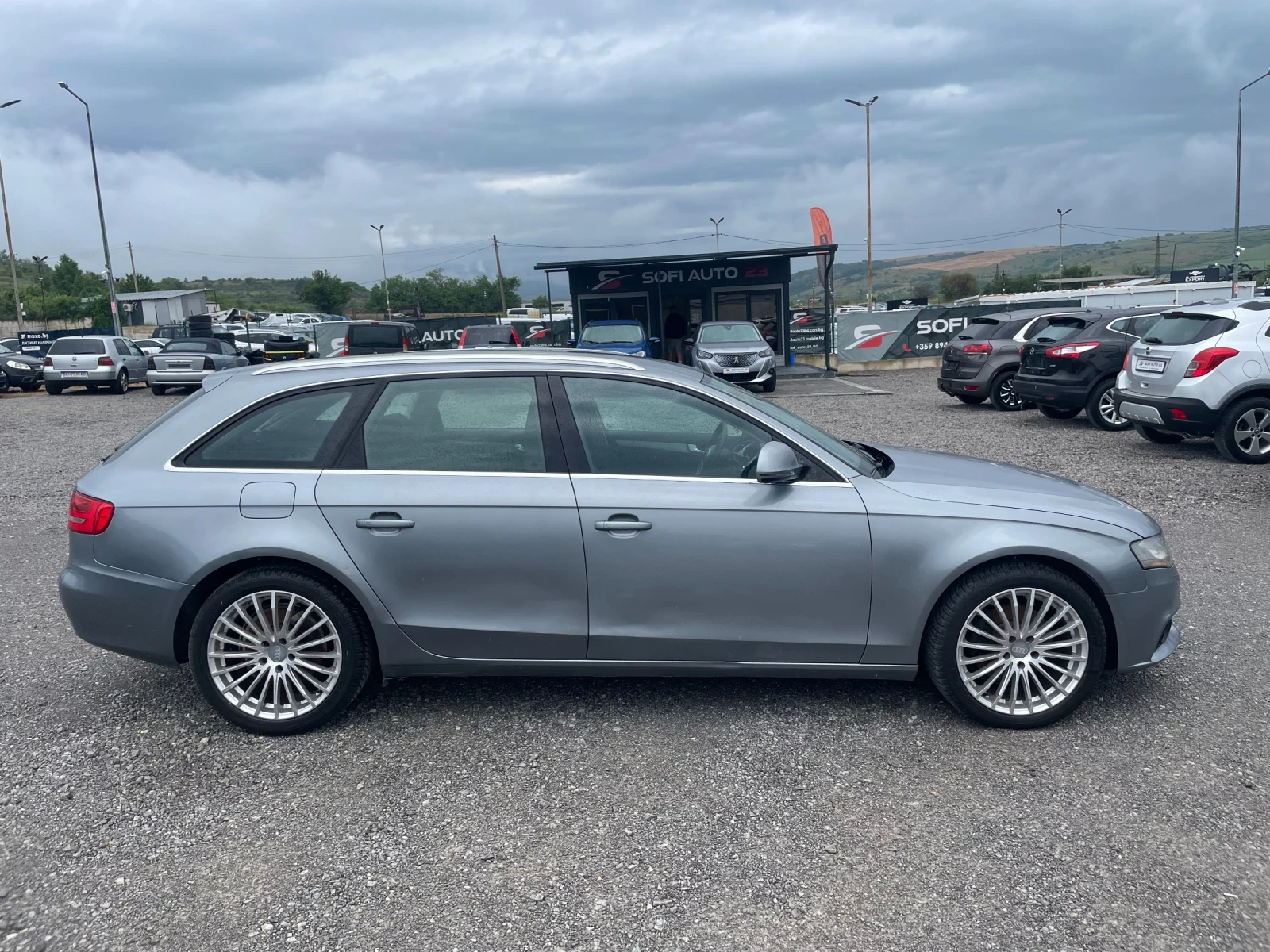 Audi A4 2.0TDI 143КС, снимка 8 - Автомобили и джипове - 52012599