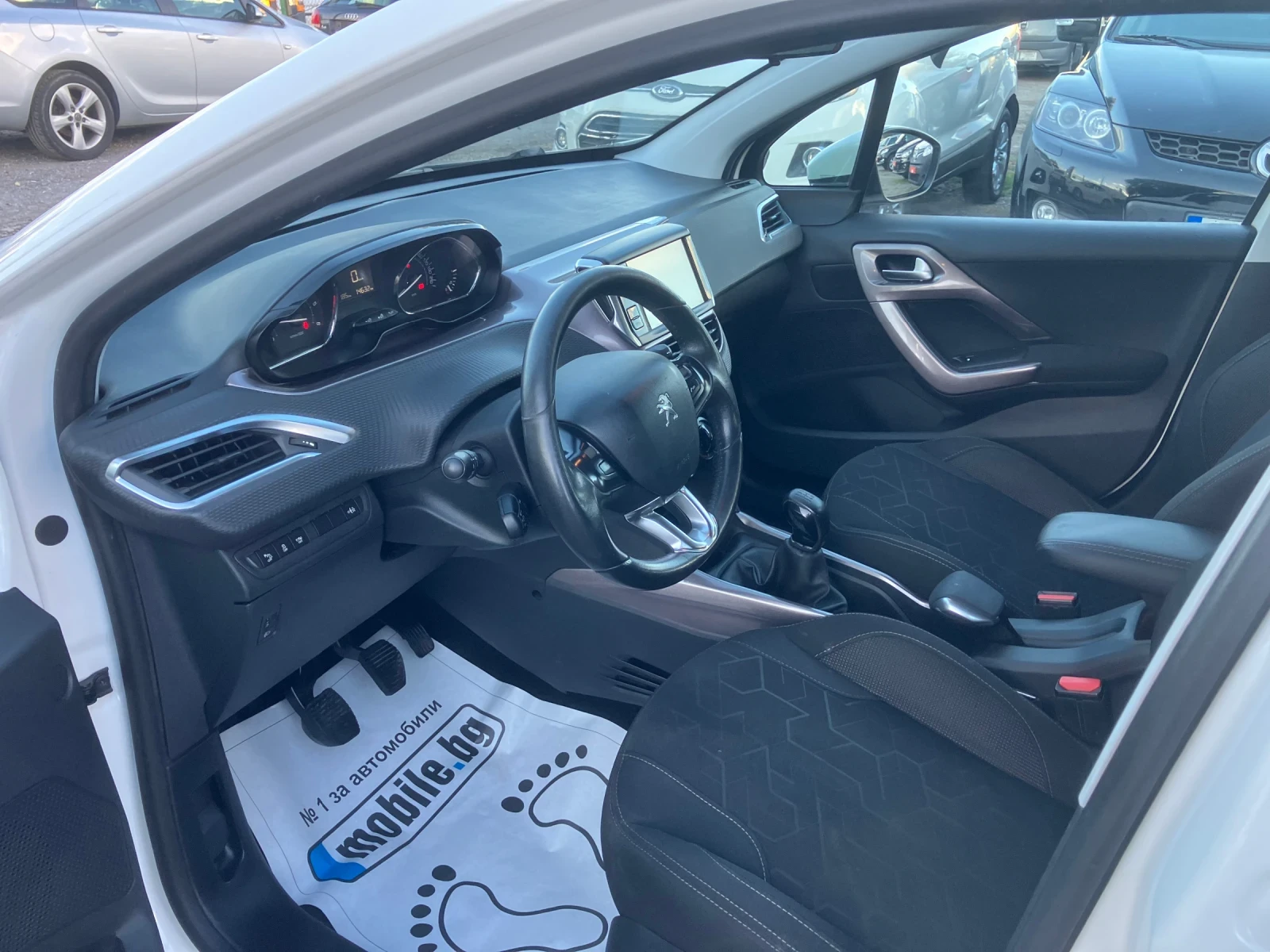 Peugeot 2008 1.6HDI-Allure - изображение 7