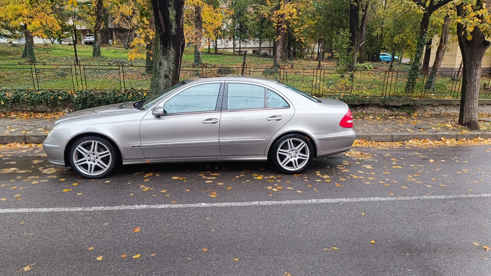 Mercedes-Benz E 500  - изображение 3