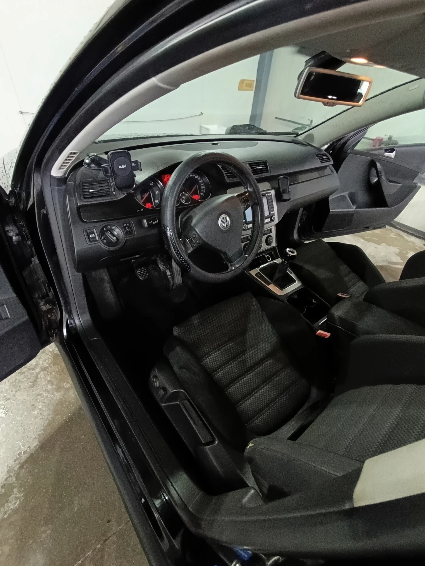 VW Passat 2.0 tdi - изображение 9