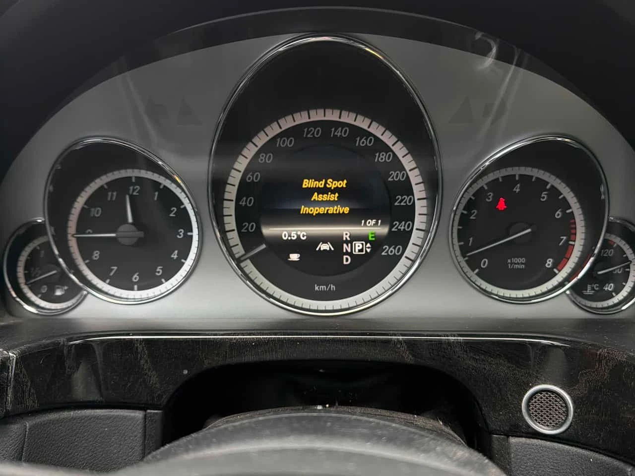 Mercedes-Benz E 350   LANE ASSIST | �������� | CARFAX | Mobile.bg � ����������� 11