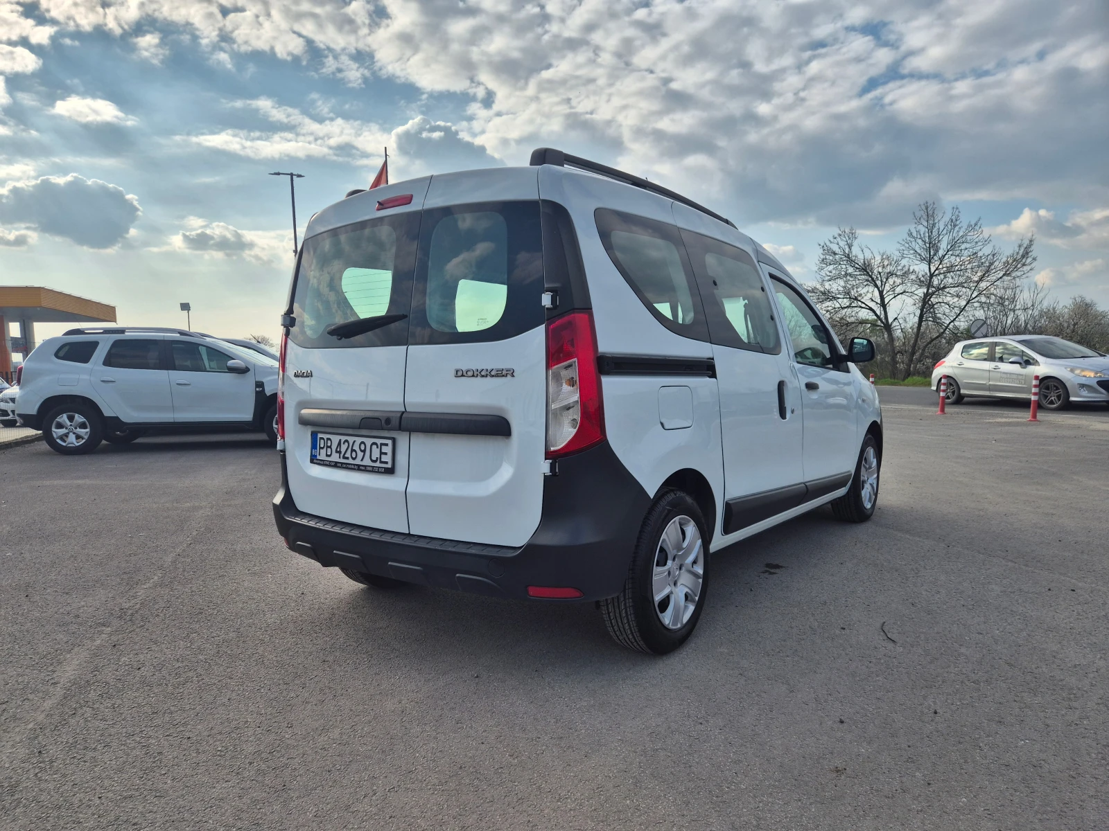 Dacia Dokker 1.5DCI 75кс., снимка 5 - Автомобили и джипове - 53977889