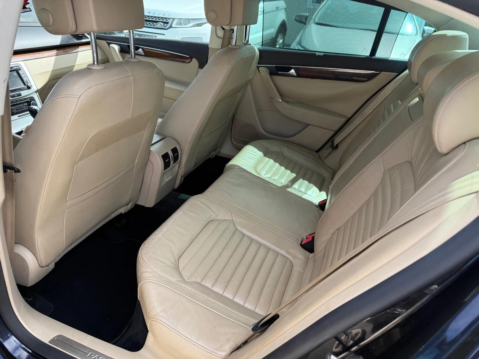 VW Passat 2.0TDI - 170к.с. - HIGHLINE - 4Motion, снимка 15 - Автомобили и джипове - 54123656