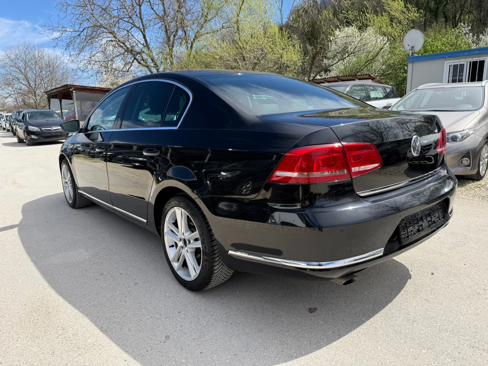 VW Passat 2.0TDI - 170к.с. - HIGHLINE - 4Motion, снимка 5 - Автомобили и джипове - 54123656