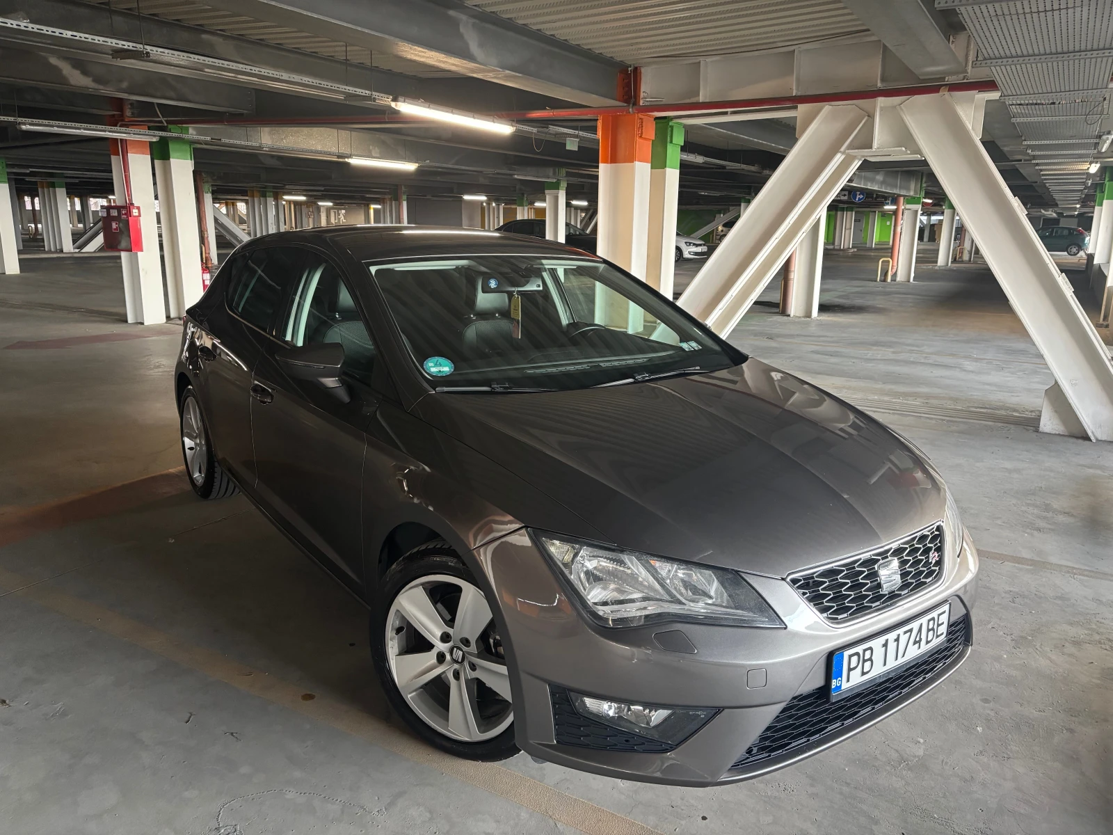 Seat Leon, снимка 4 - Автомобили и джипове - 54511558