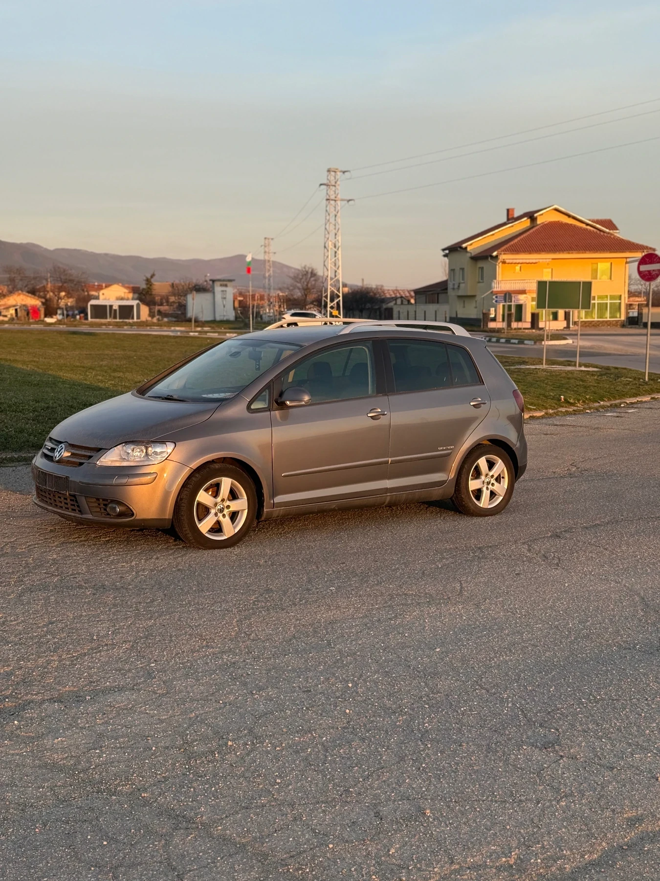 VW Golf Plus, снимка 5 - Автомобили и джипове - 54574503