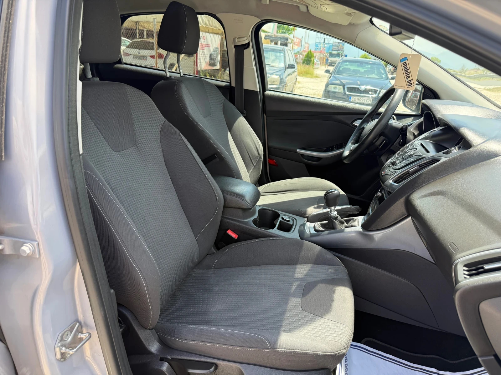 Ford Focus 1.6 дизел, снимка 8 - Автомобили и джипове - 54753991