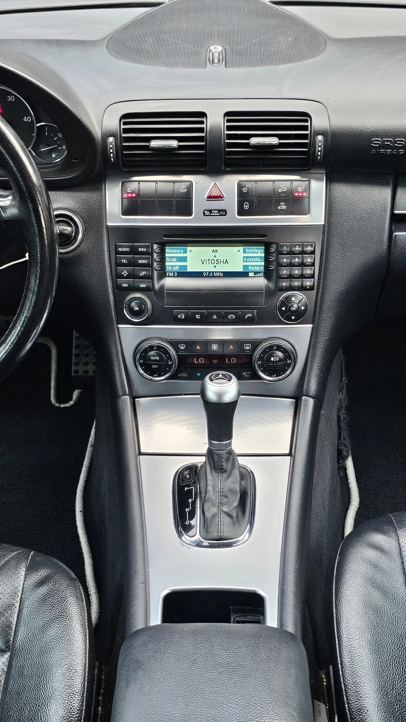 Mercedes-Benz C 220 FACELIFT , снимка 12 - Автомобили и джипове - 54892922