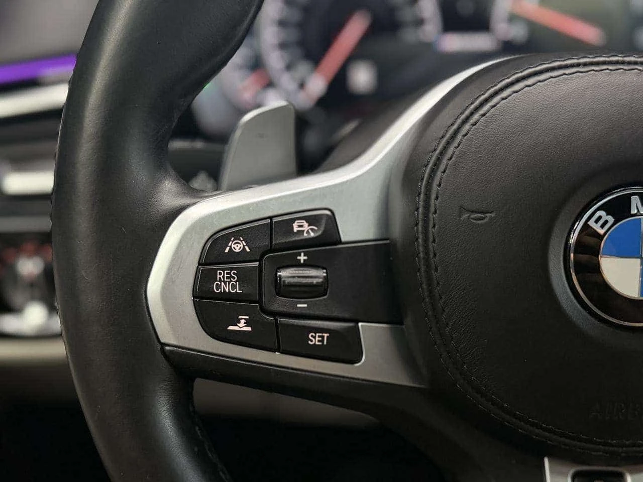 BMW 550 * NAV| 360CAM| ACC| BSM| FCW| B&W SOUND| MASSAGE| , снимка 12 - Автомобили и джипове - 54918634