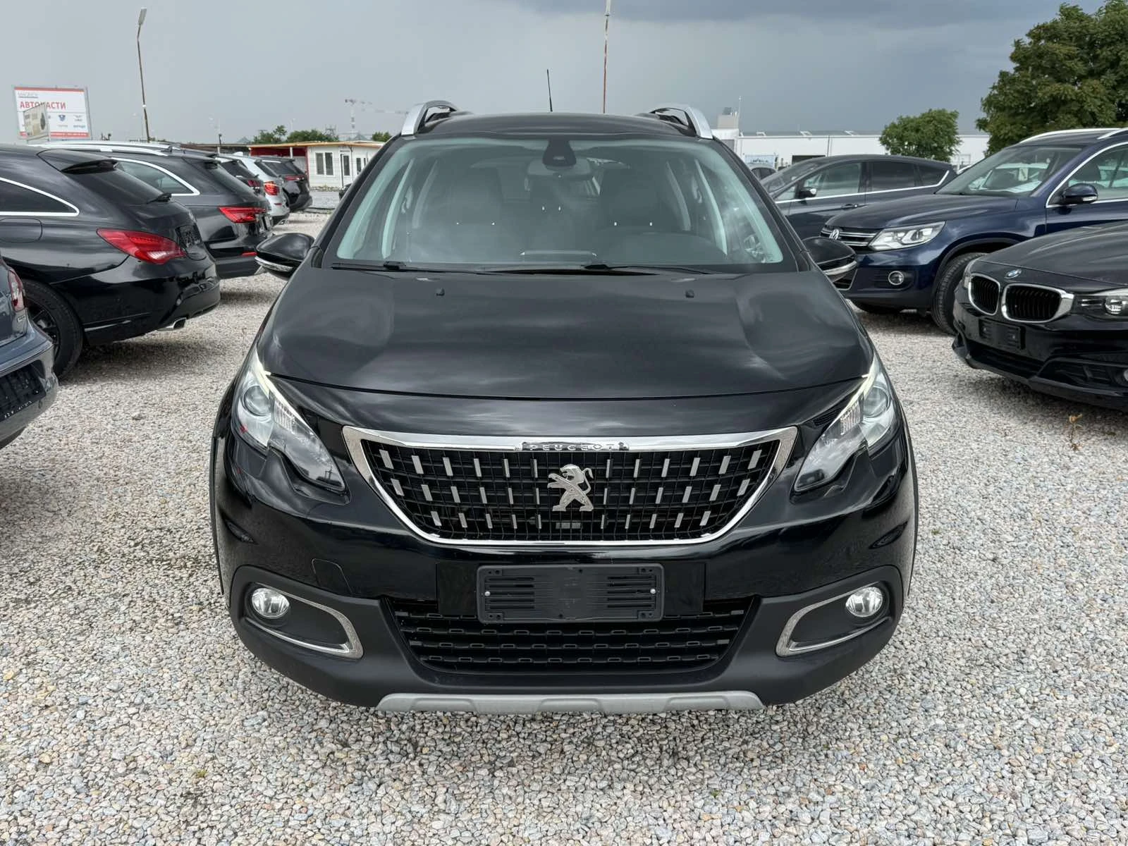 Peugeot 2008 1.6 BLUE HDI ALLURE, снимка 2 - Автомобили и джипове - 54943178