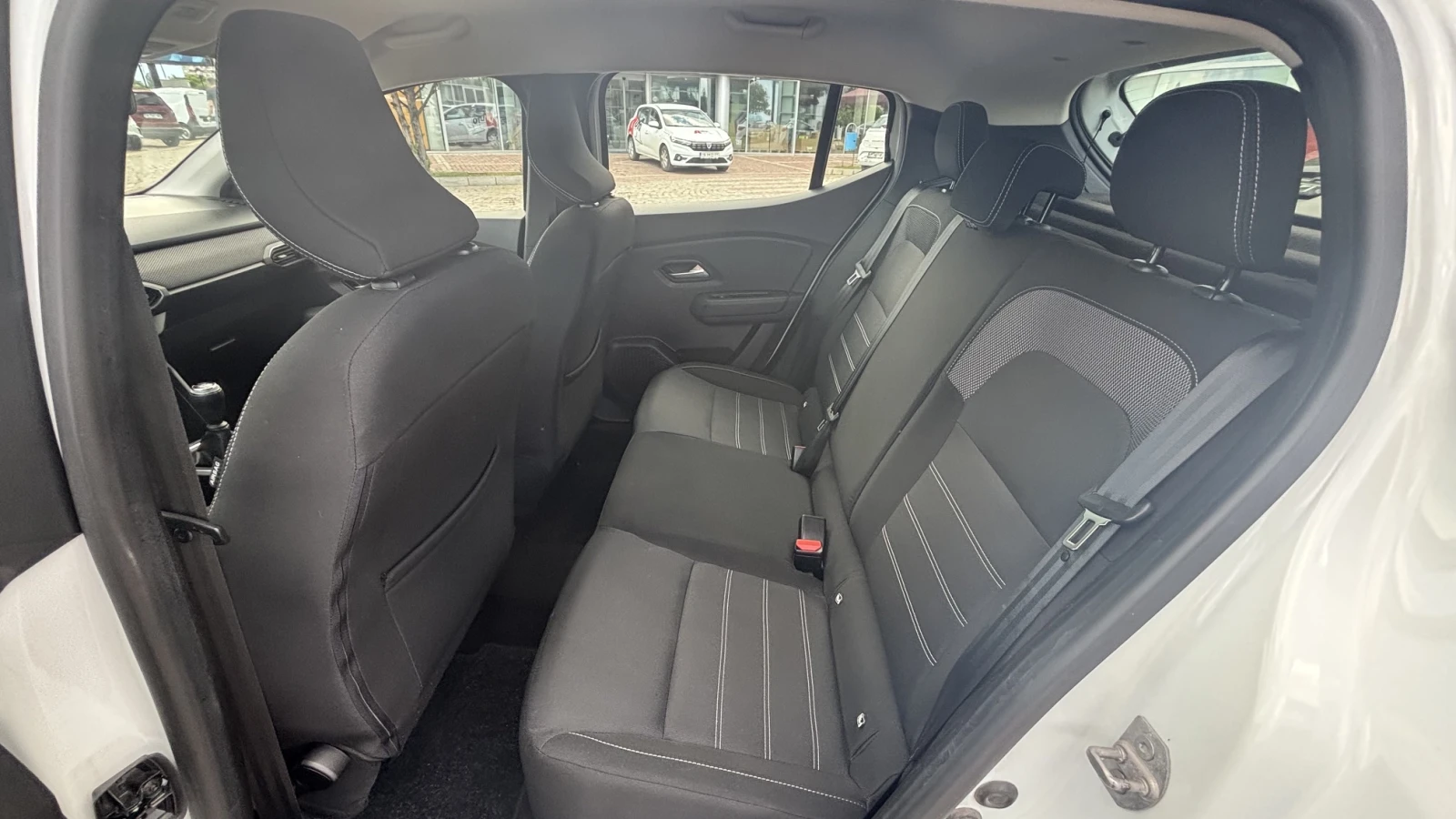 Dacia Sandero ECO-G 100, снимка 10 - Автомобили и джипове - 54972596