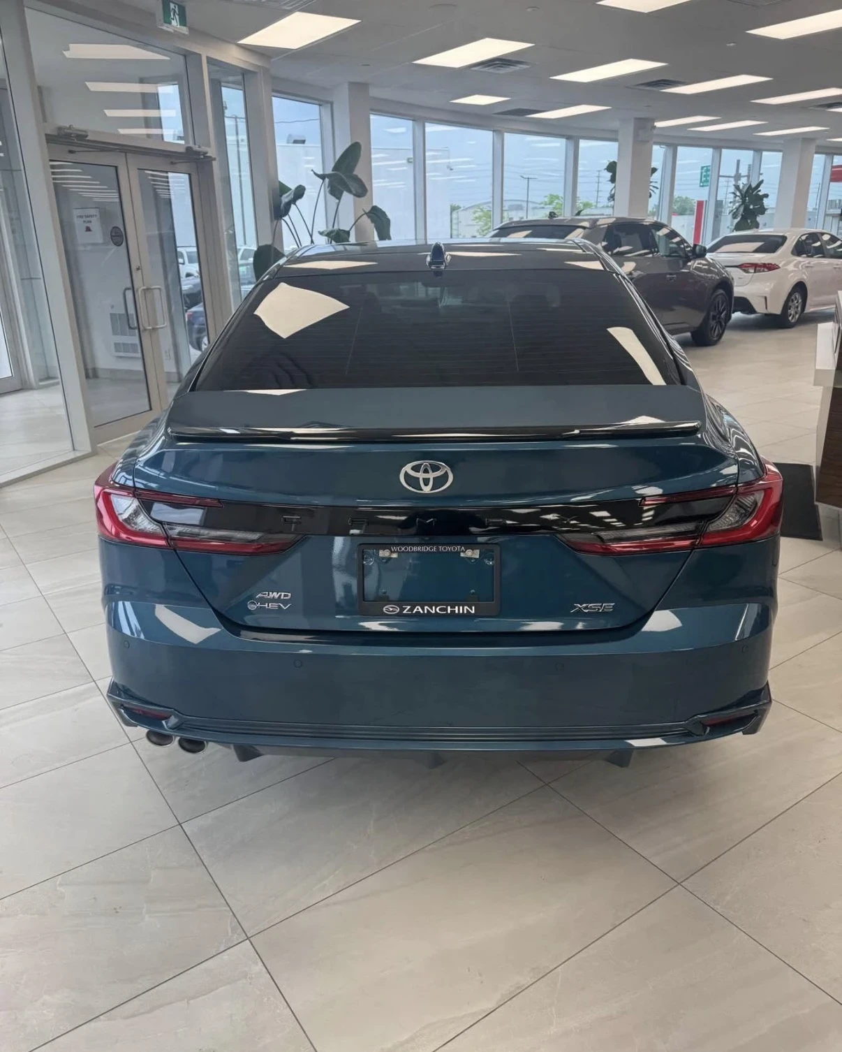 Toyota Camry HYBRID XSE * AWD * НОВА ОТ ТОЙОТА * , снимка 3 - Автомобили и джипове - 55086731