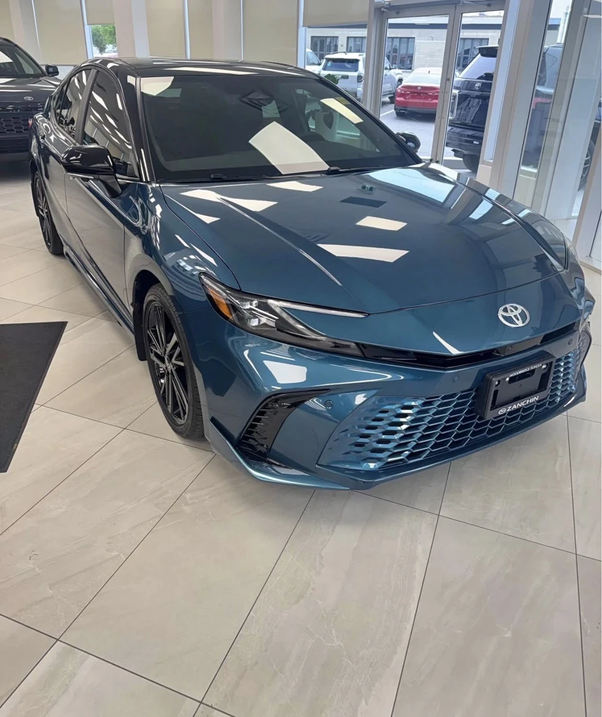 Toyota Camry HYBRID XSE * AWD * НОВА ОТ ТОЙОТА * 